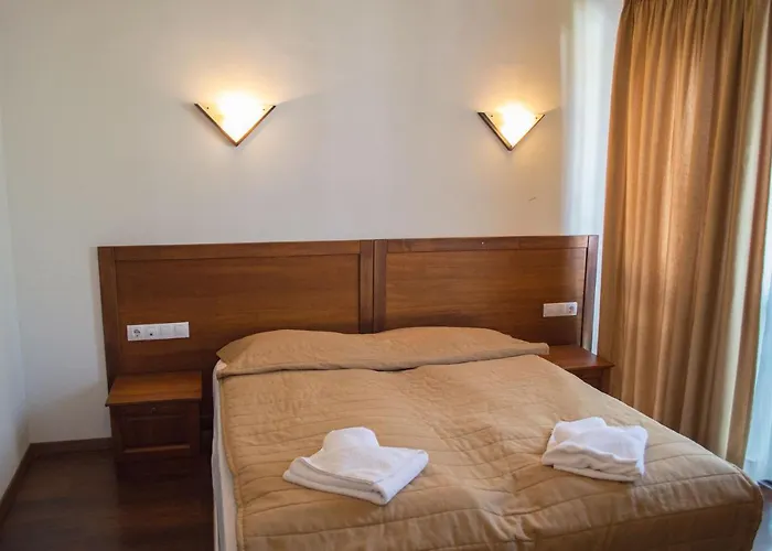 Winslow Infinity Aparthotel