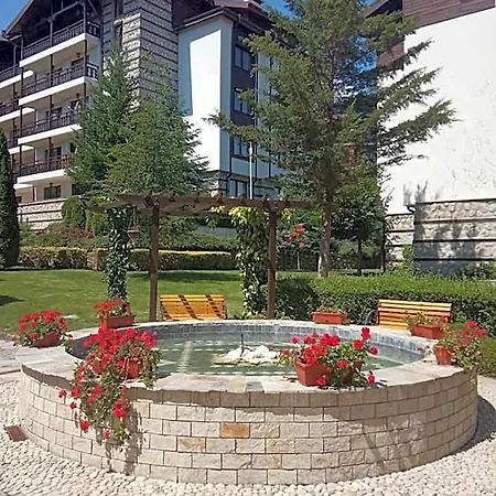 Winslow Infinity Apartahotel 3*